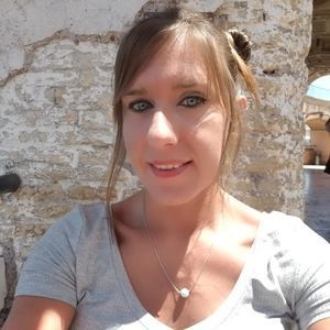 Meet your Posher, Dana